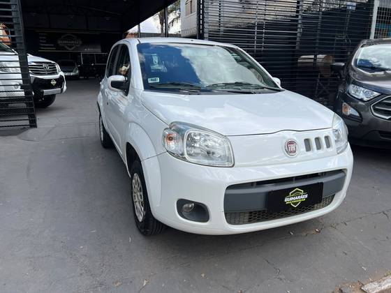 FIAT UNO 1.0 EVO VIVACE 8V FLEX 4P MANUAL FIAT UNO 1.0 EVO VIVACE 8V FLEX 4P MANUAL